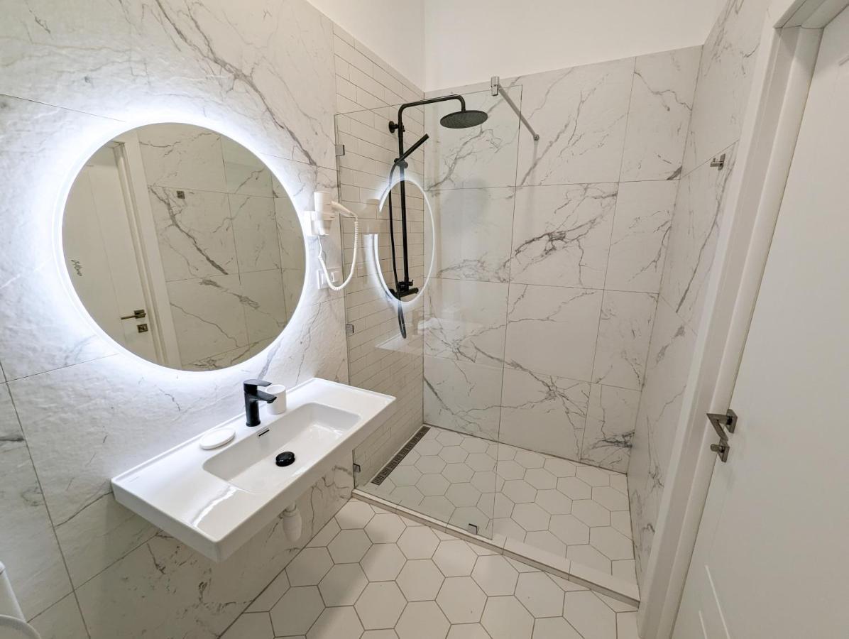 Kyiv Honchara Hotel Екстер'єр фото
