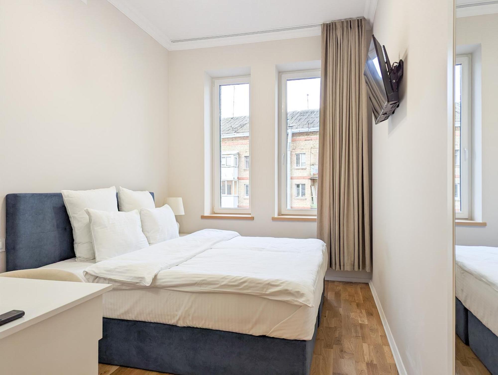 Kyiv Honchara Hotel Екстер'єр фото