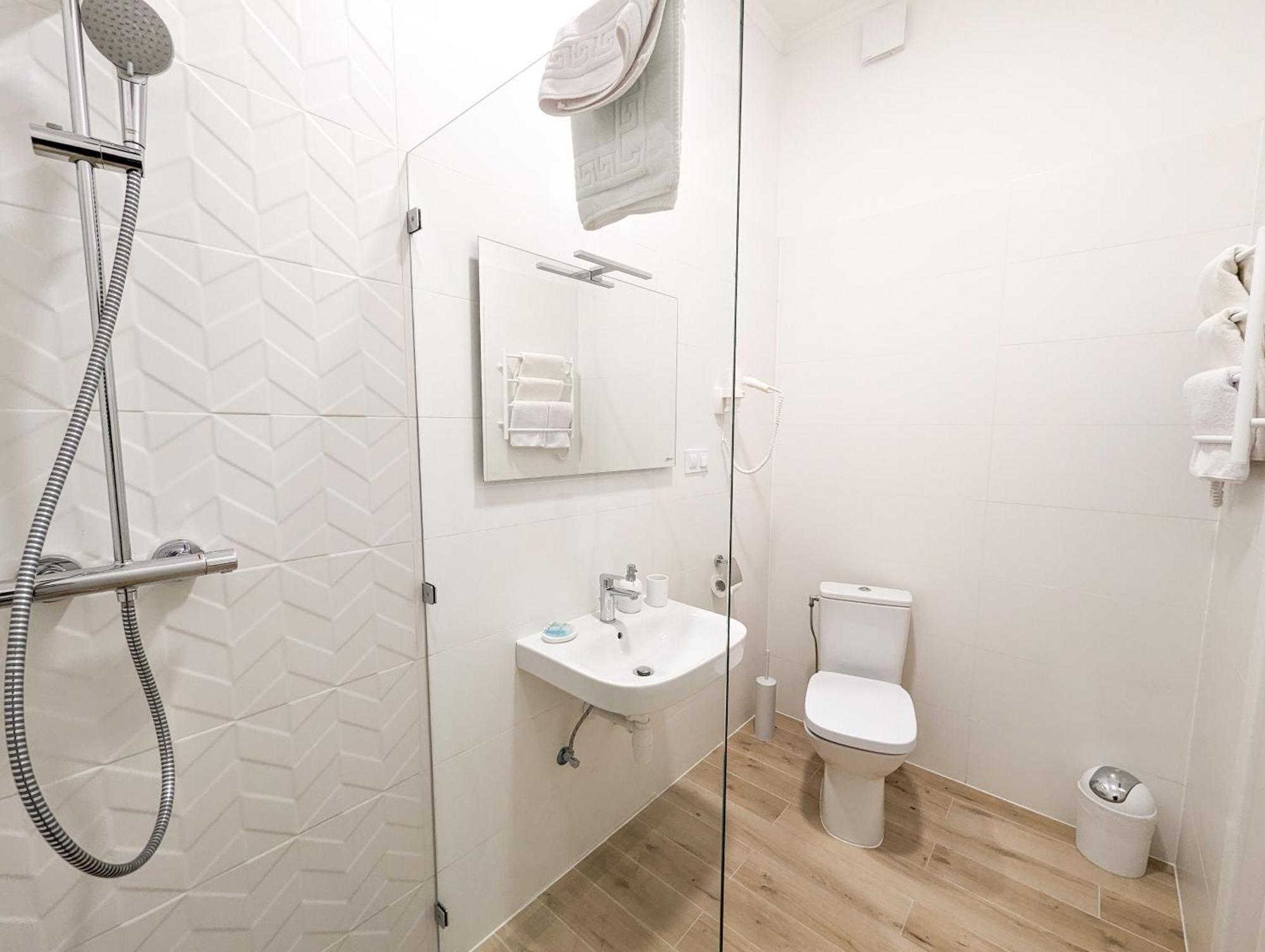 Kyiv Honchara Hotel Екстер'єр фото